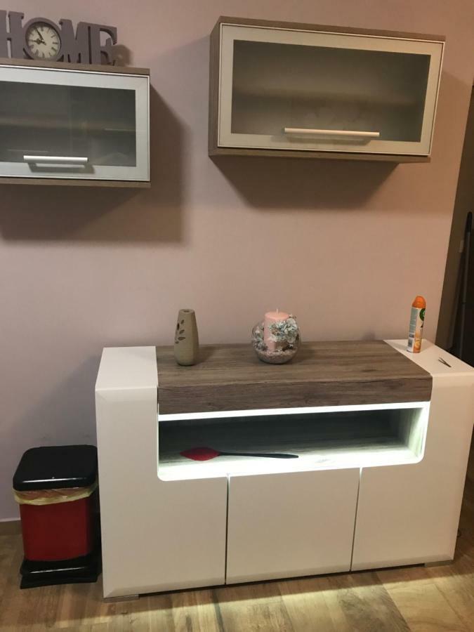 Apartman Petra 2 Vir Exterior photo